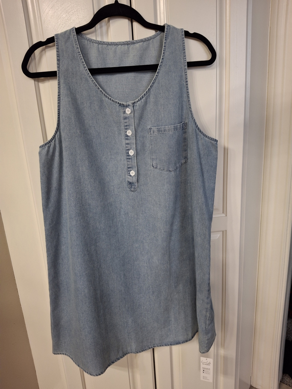 Cup She Light Wash Denim Sleeveless Dress - Large Nwt
